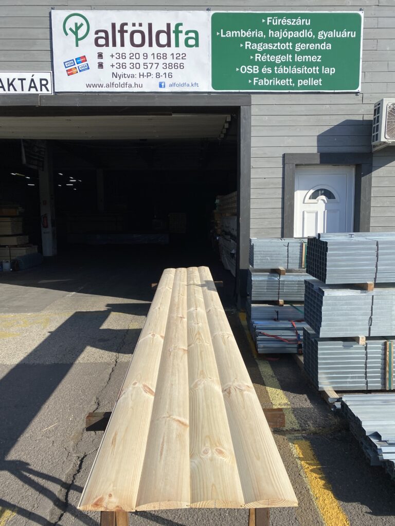 Borovi faházprofil 22x146x4200 mm AB